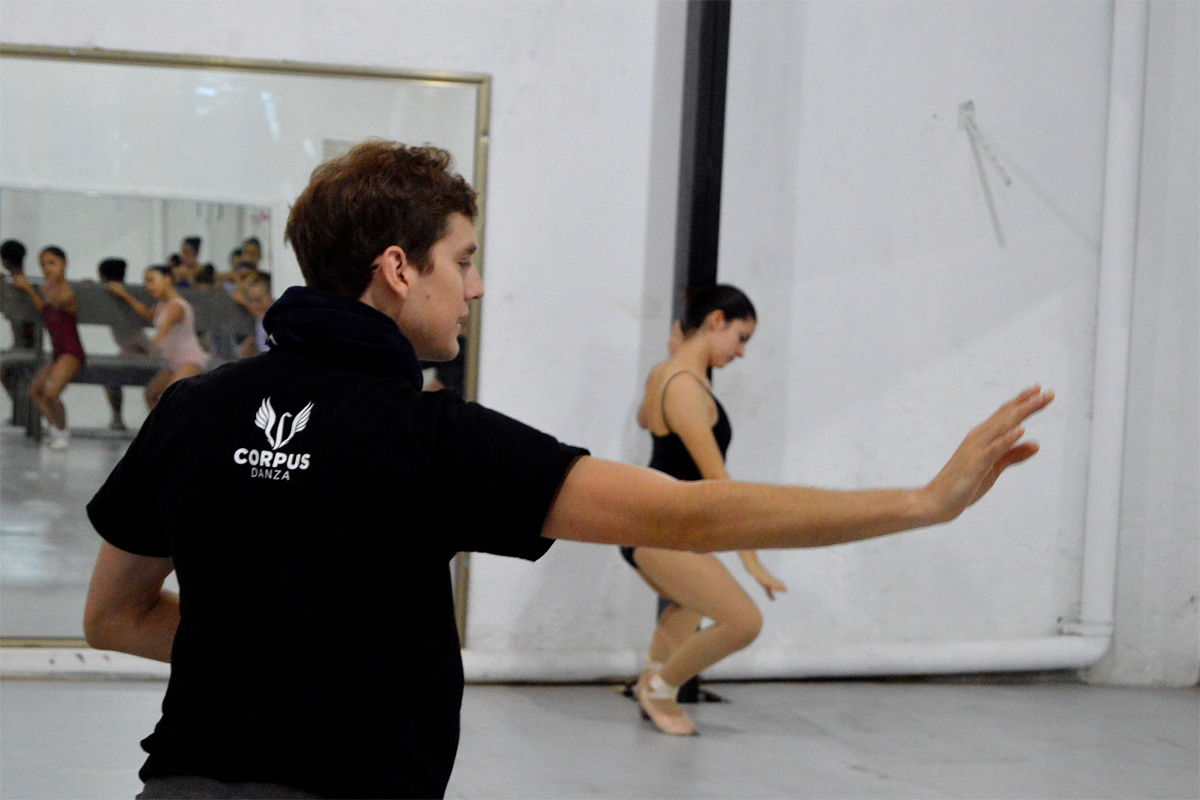 Sebastián Vinet: "En este mundo complejo, la danza es un aporte